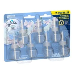 Glade® Glade PlugIns Scented Oil Refill, Clean Linen, 0.67 Fl. Oz., 7/Pack (350781)