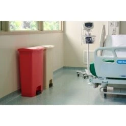 Rubbermaid Slim Jim Step-On Plastic Step Trash Can, 18 Gallon, Red (1883568) 5 Rubbermaid Slim Jim Step-On Plastic Step Trash Can, 18 Gallon, Red (1883568) -Kleenex Shop sp120818213 s7