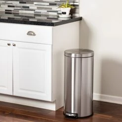 Honey-Can-Do Steel Indoor Round Step Can Trash Can With Hinged Lid, 7.92 Gallon, Silver (TRS-09074)